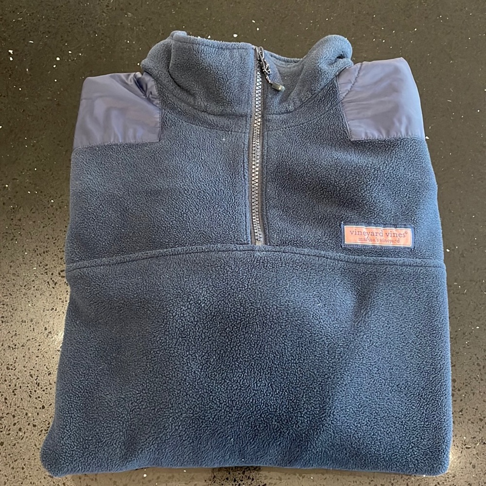 Mens Vineyard Vines blue pullover with half zip